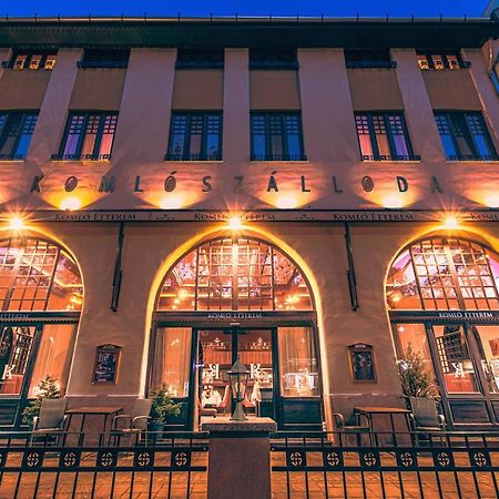 Komlo Hotel Gyula Eksteriør bilde