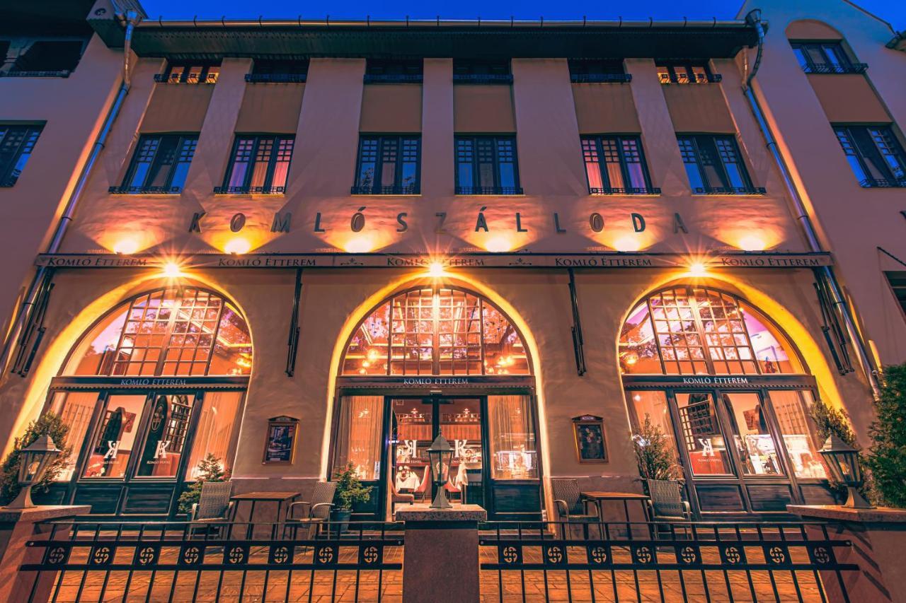 Komlo Hotel Gyula Eksteriør bilde